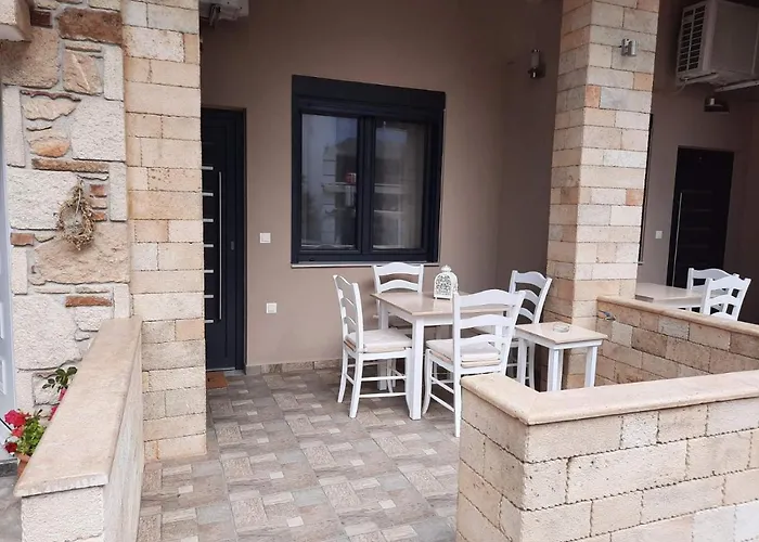 Evdokia's And Neos Marmaras