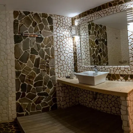 Evdokia's And 아파트 네오스마르마라스