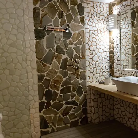 아파트 Evdokia's And 네오스마르마라스