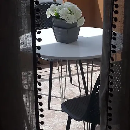 Evdokia's And 네오스마르마라스